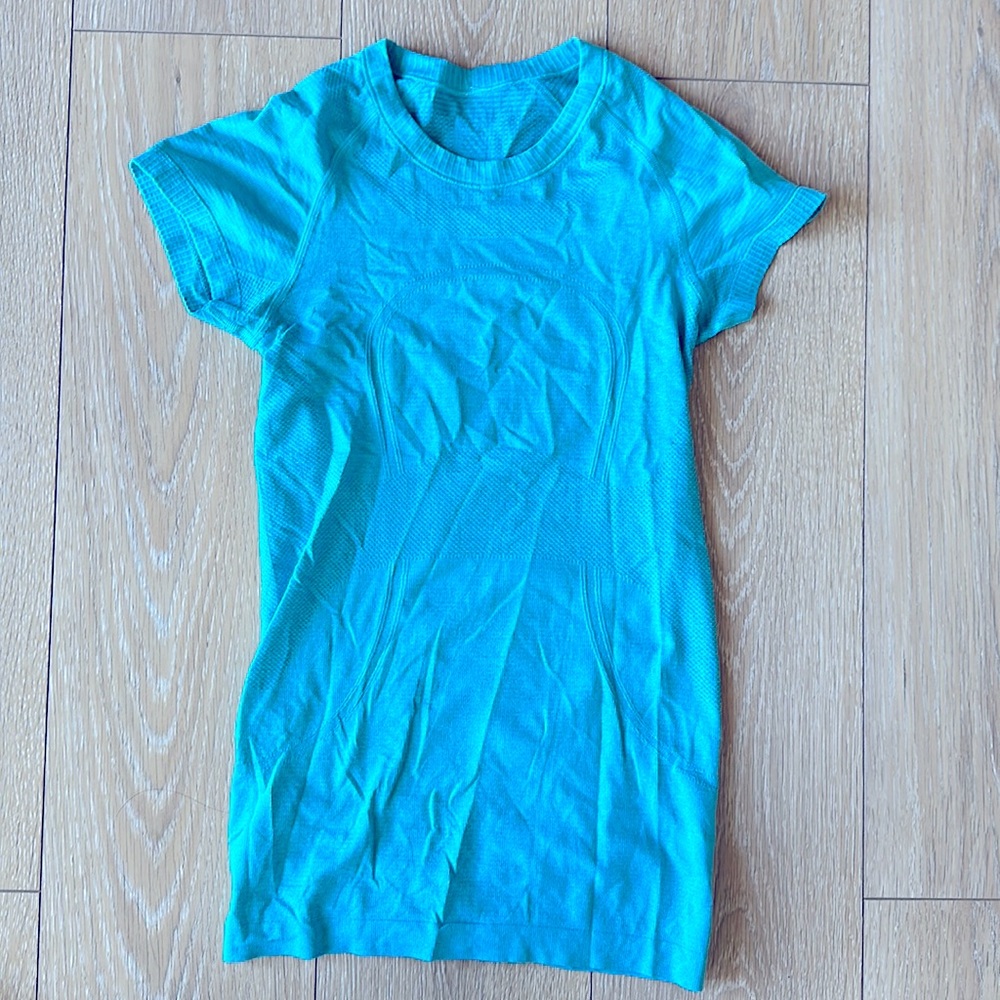 Lululemon Swiftly Tech Short Sleeve Shirt